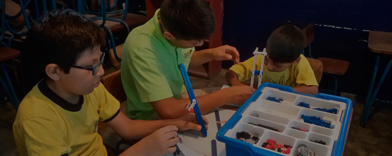 Capacitacion docente en robotica